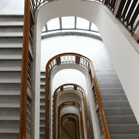 Spacious In City Centre, 155m2