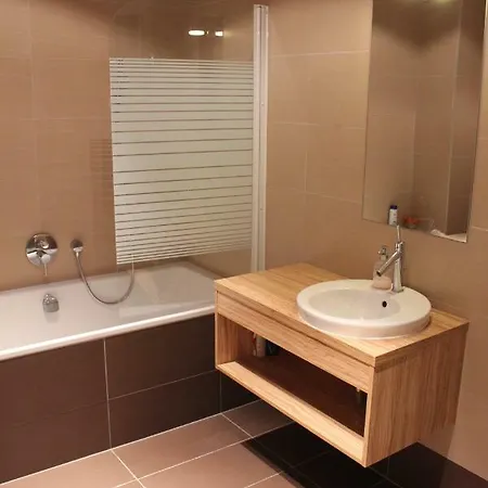 Lägenhet Spacious In City Centre, 155m2 Bratislava